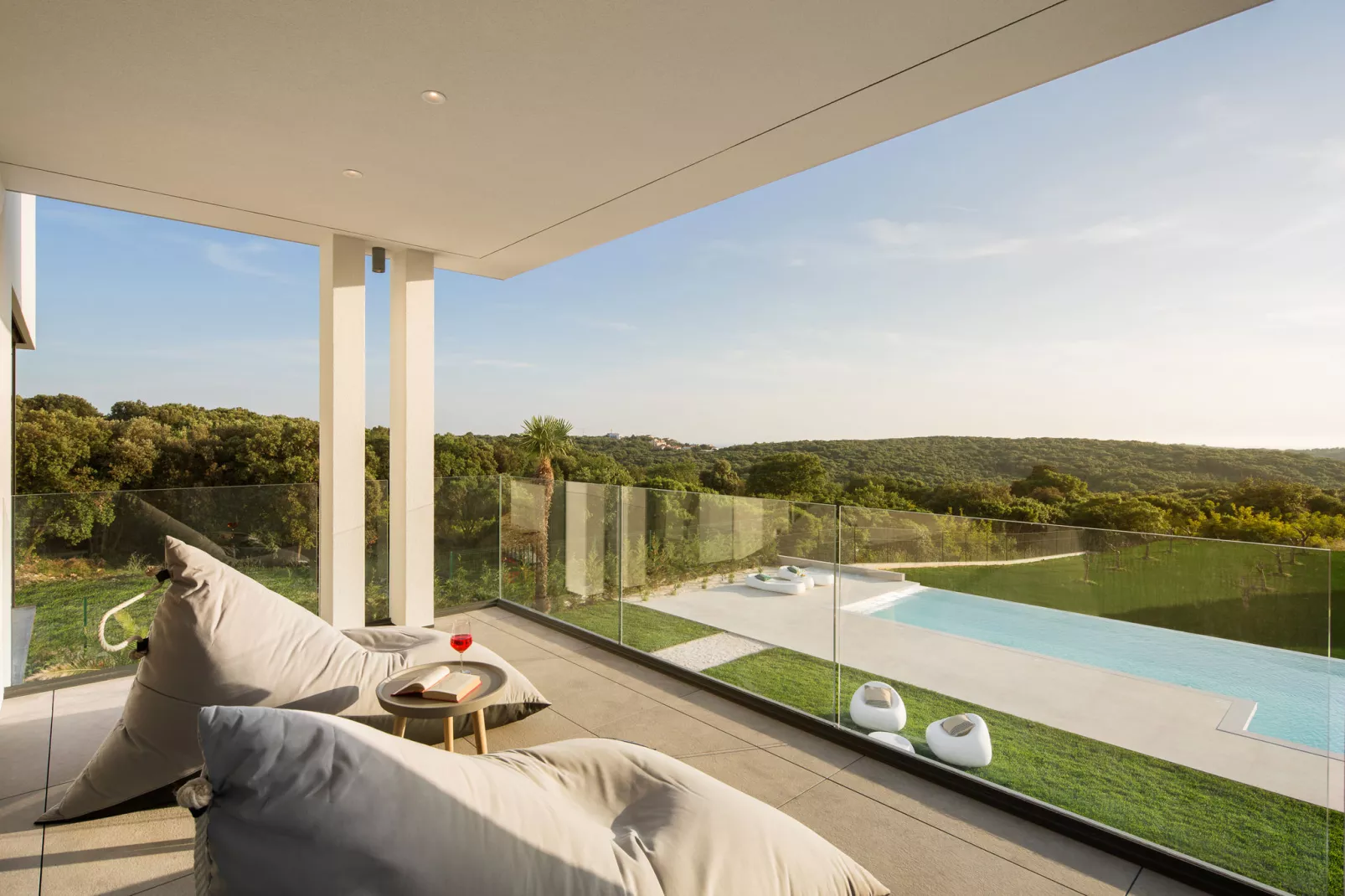 PS Deluxe-Terrace balcony