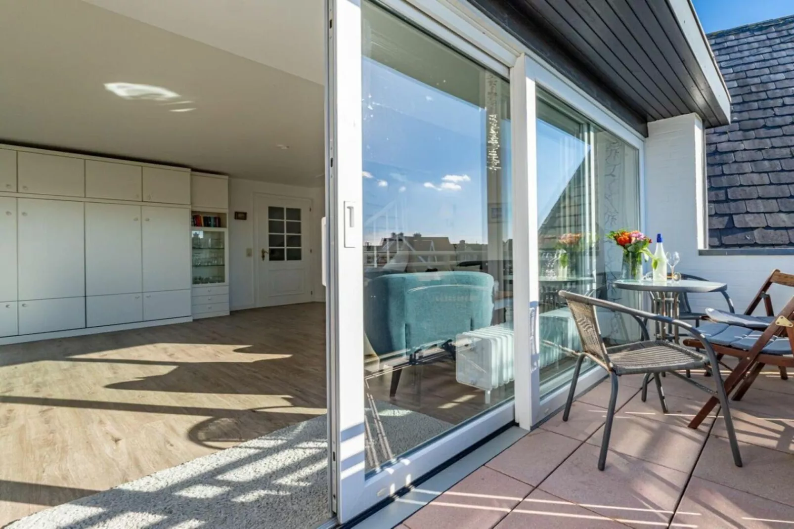 418377-Terrace balcony