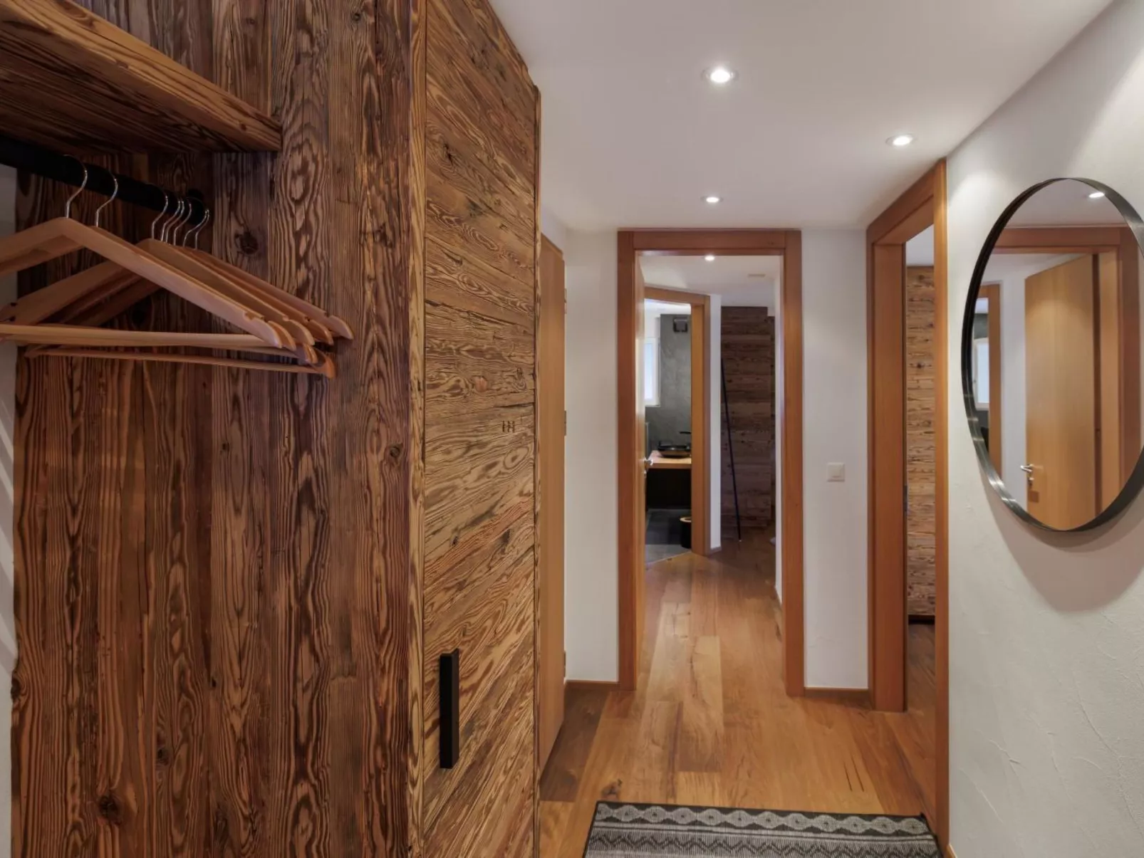 Cornelia 1 - Drinnen