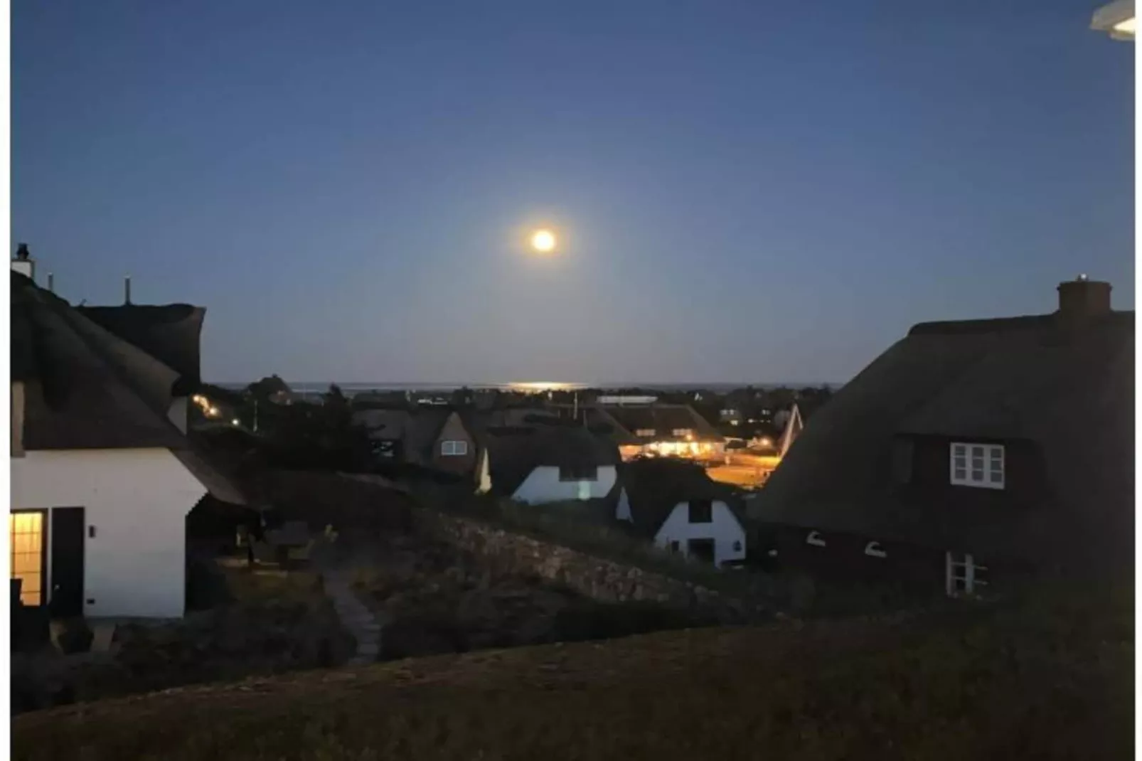 383447-Außenbereich Sommer