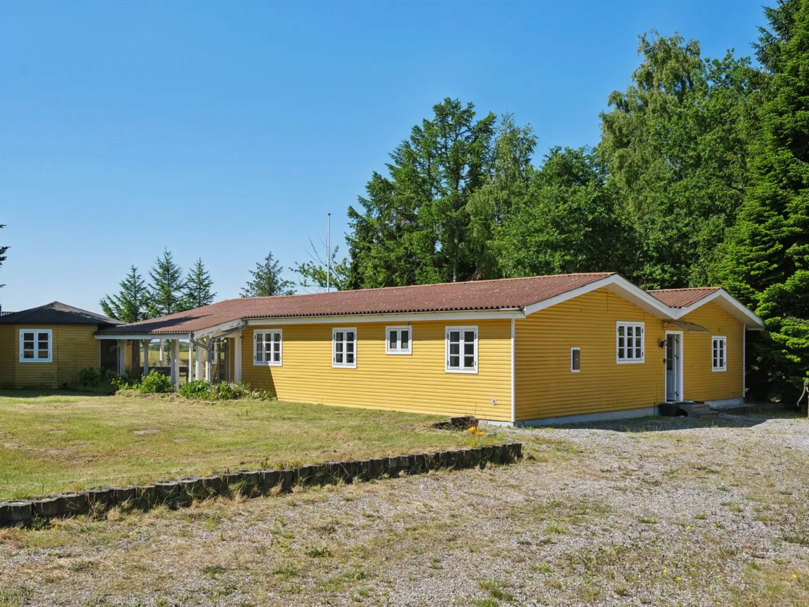 "Senija" - 6.5km from the sea-Draußen