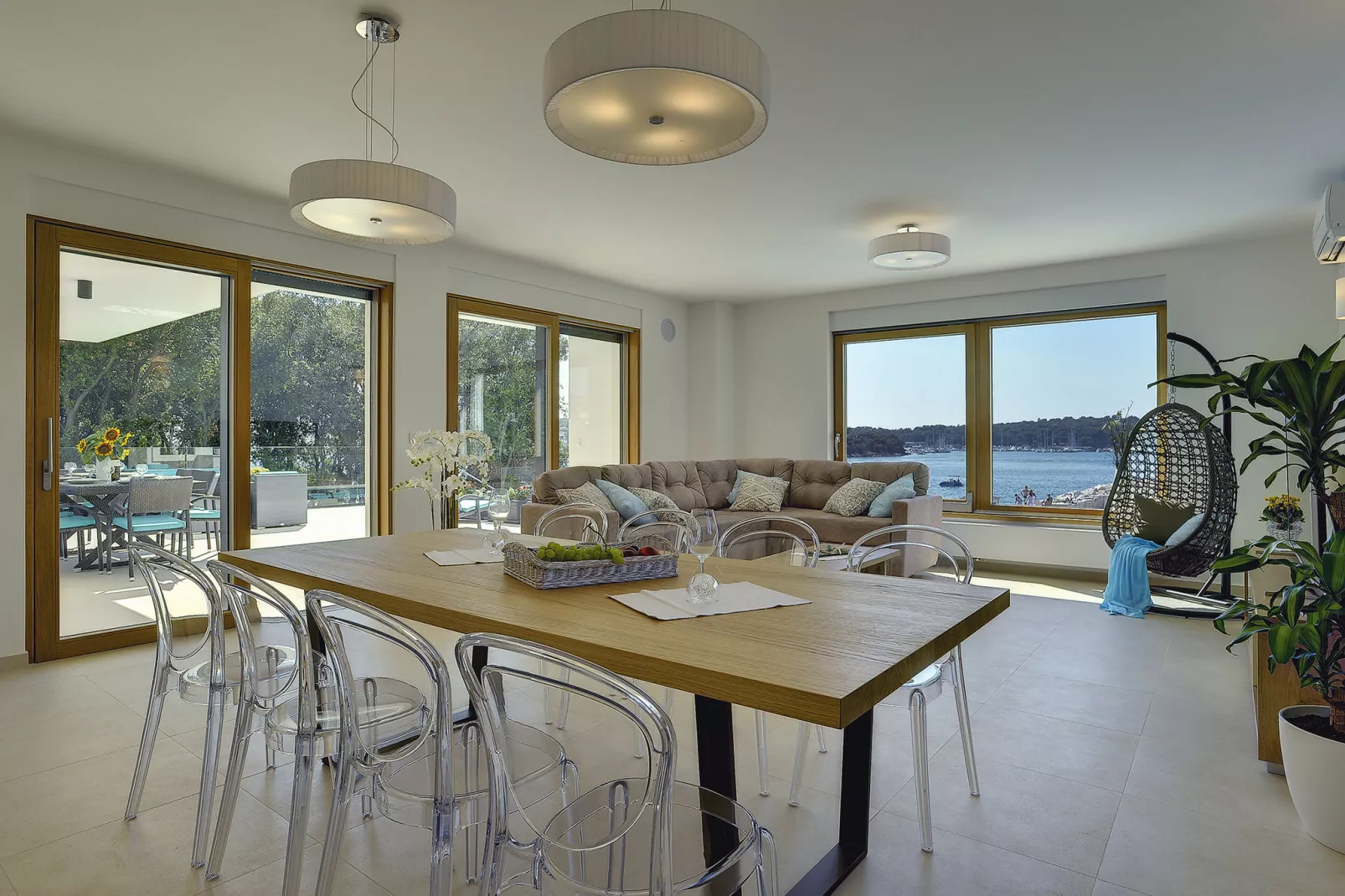Villa Sail-Living room