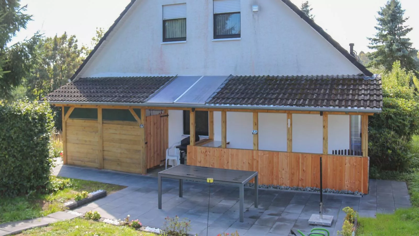 Veronica-Außenbereich Sommer