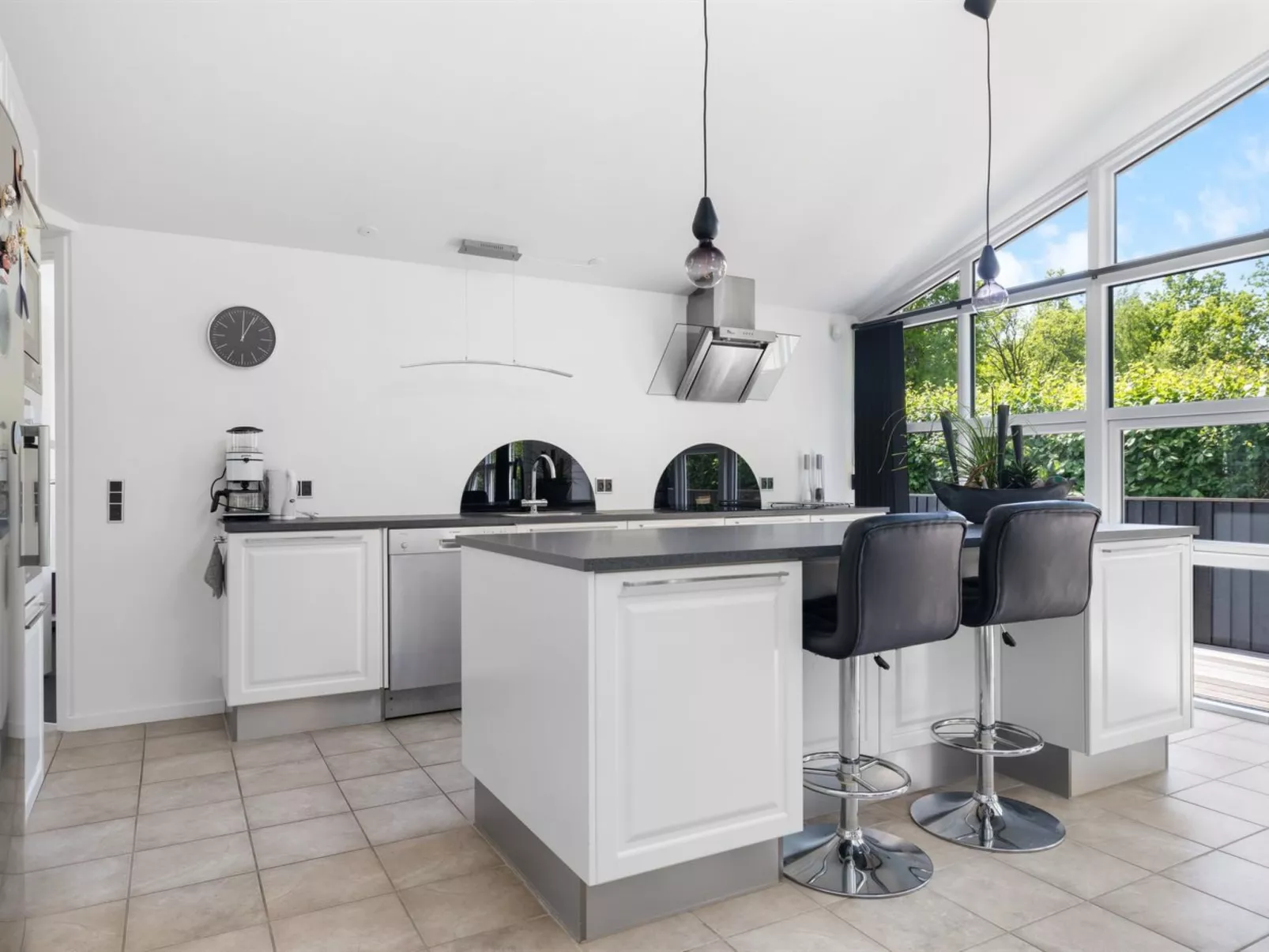 "Merrit" - 280m from the sea-Drinnen