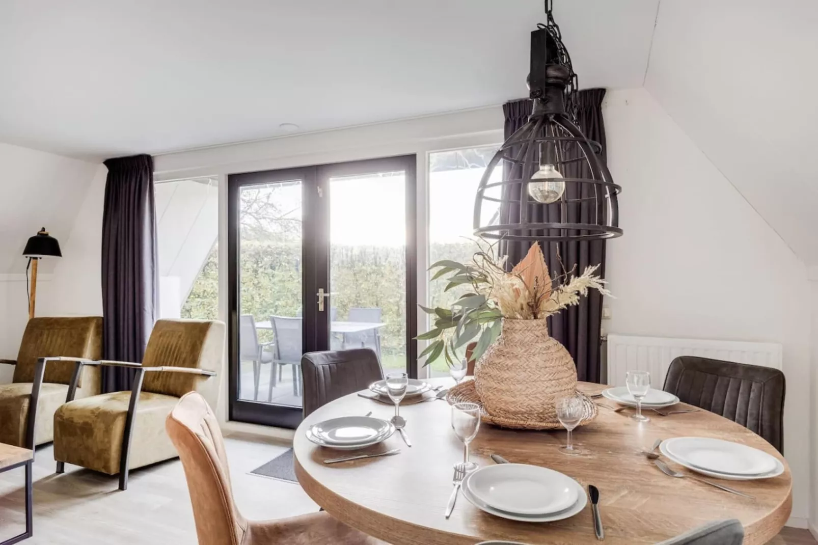 118 | Rietzanger | Sfeervol ingerichte bungalow-Dining room