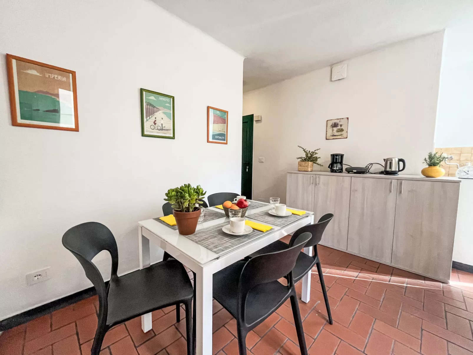 Borgo Olimpo-Drinnen