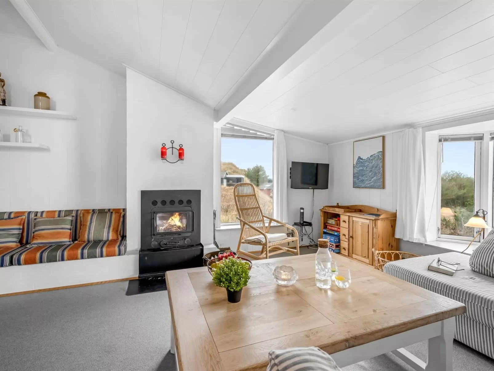 "Hanne" - 750m from the sea-Drinnen