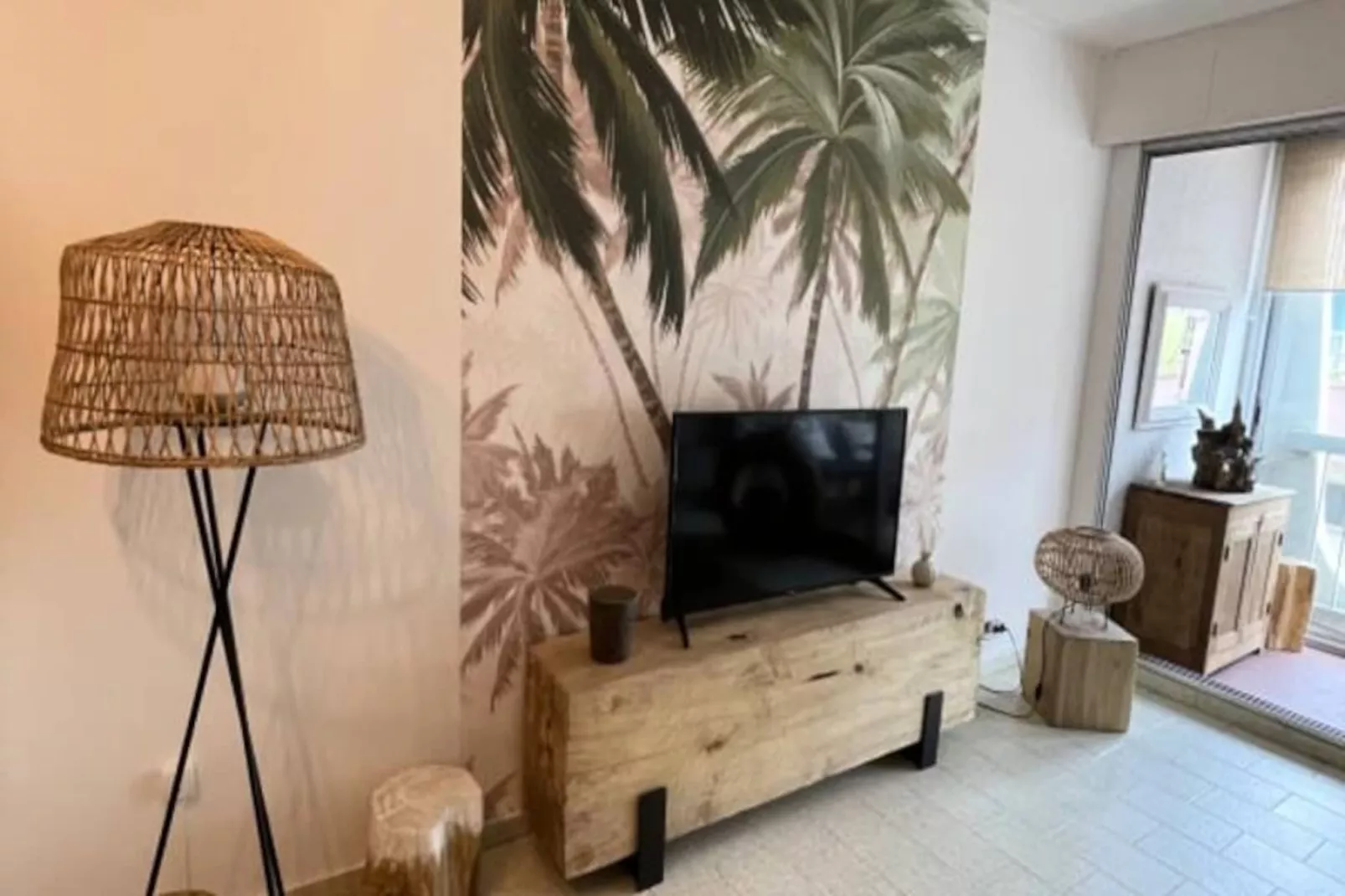 Résidence La M&eacute;diterran&eacute;e Appartement Au Coeur Du Village 50 M De La Plage-Untagged