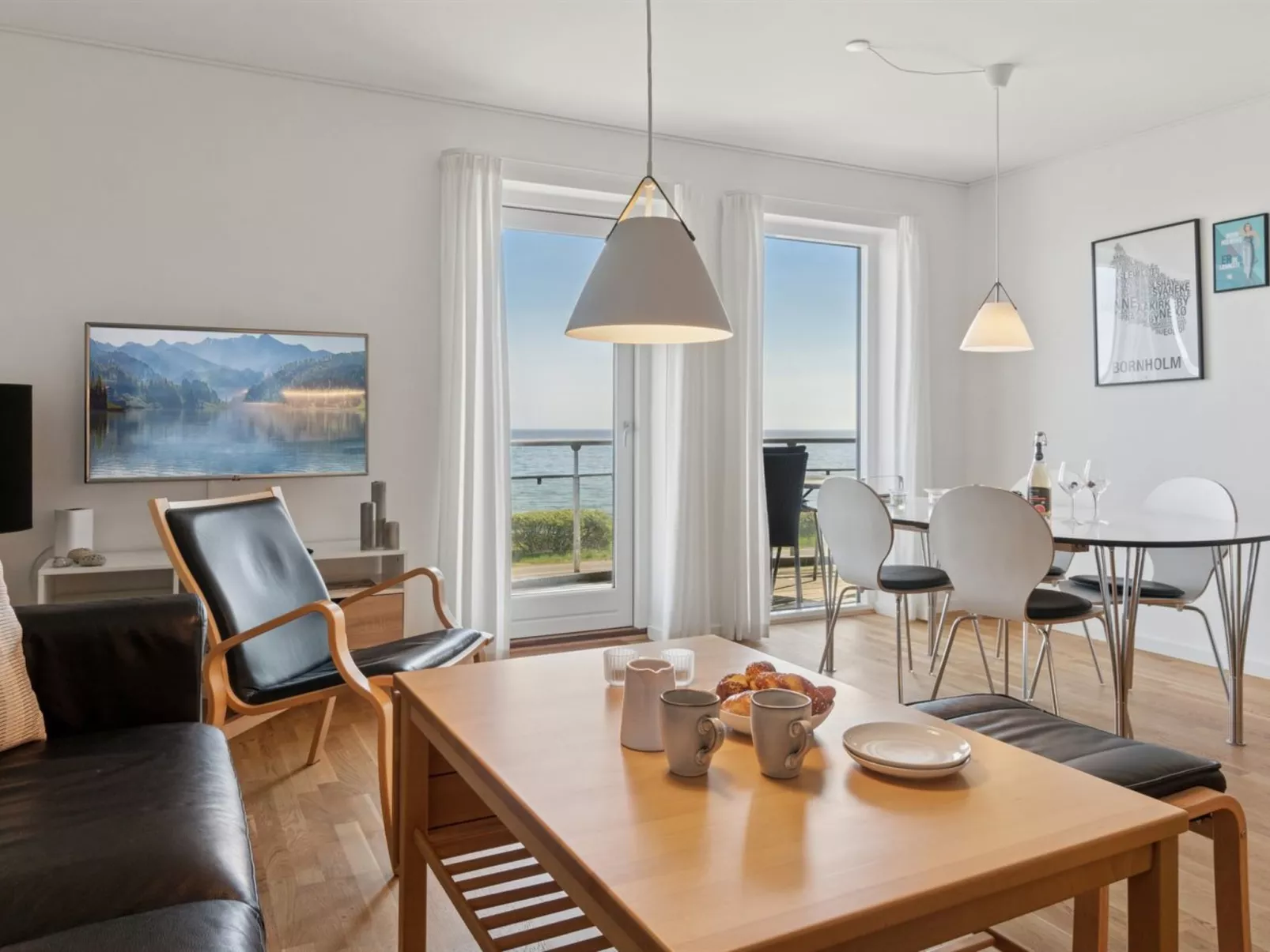 "Juna" - 50m from the sea-Drinnen