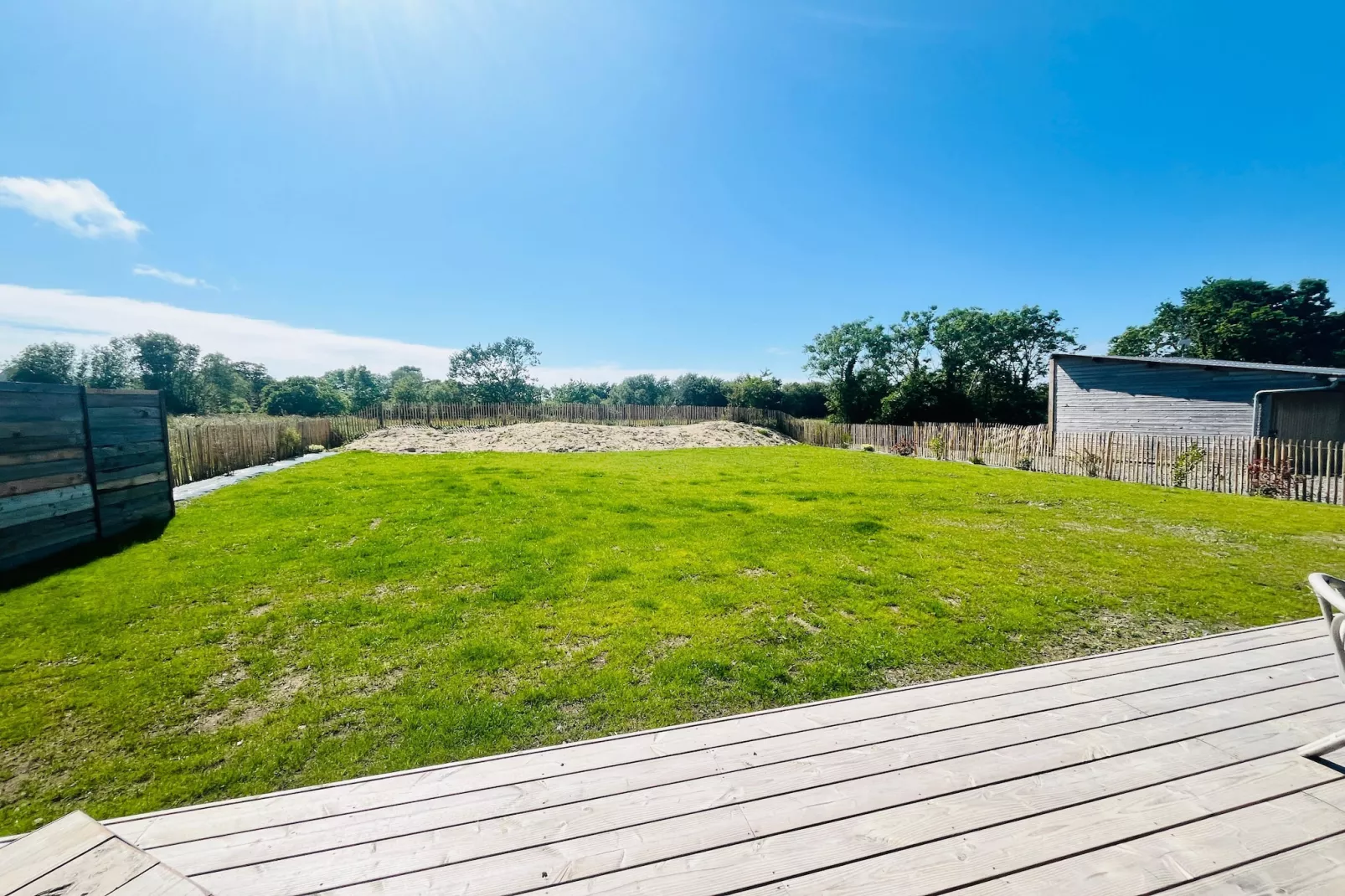 Maison de Vacances 4 pers Gouville sur mer-Gardens in summer