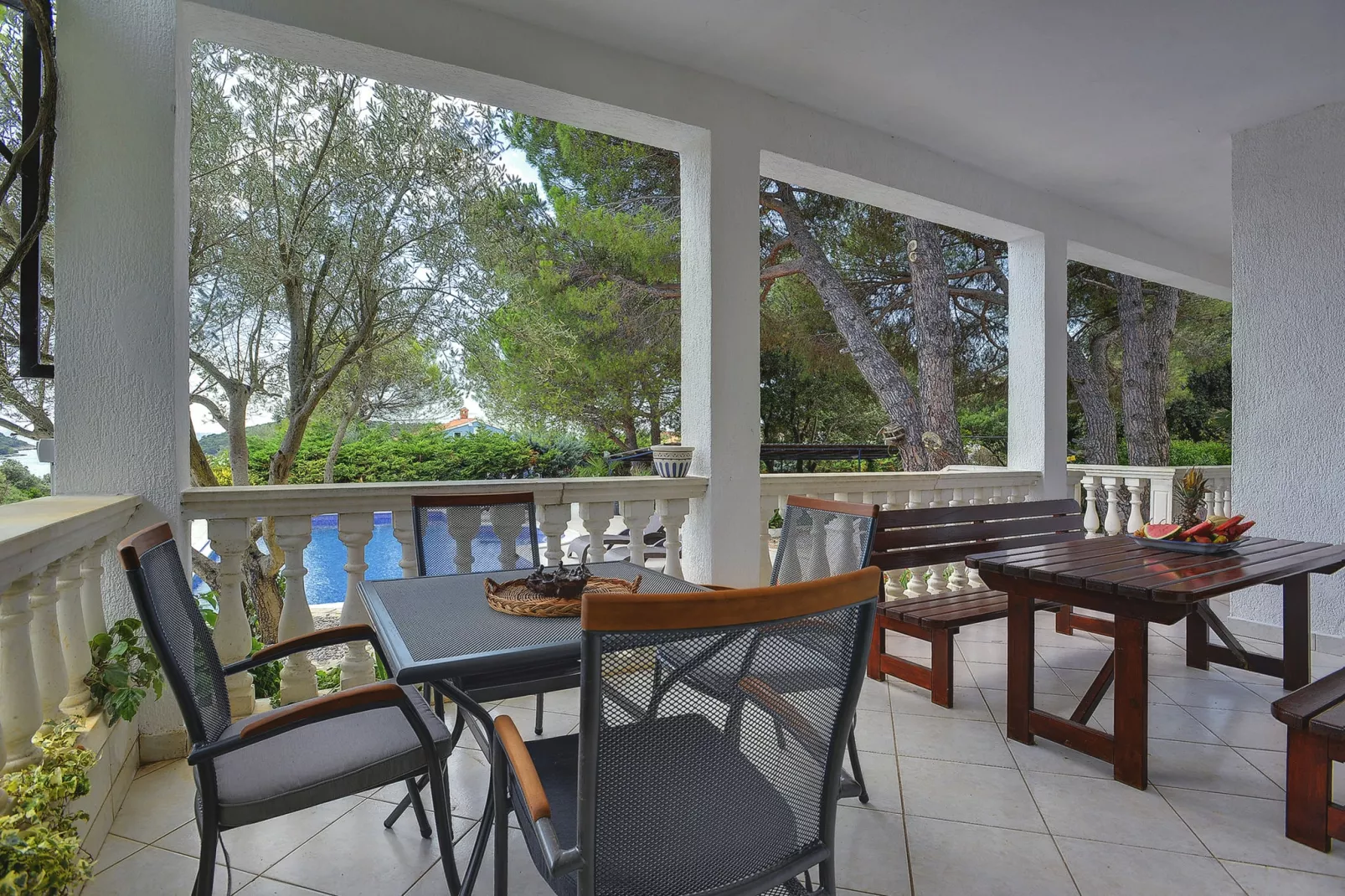 Villa Mima-Terrace balcony