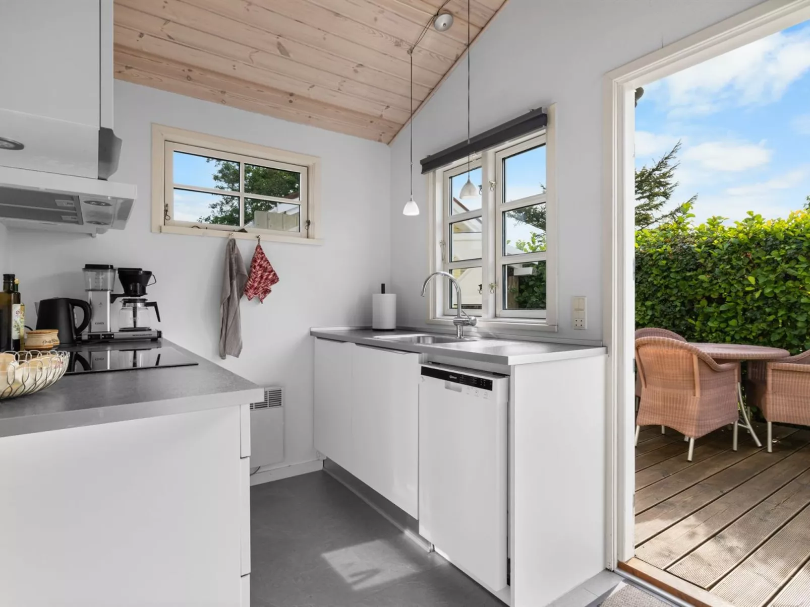 "Lenya" - 60m from the sea - Drinnen