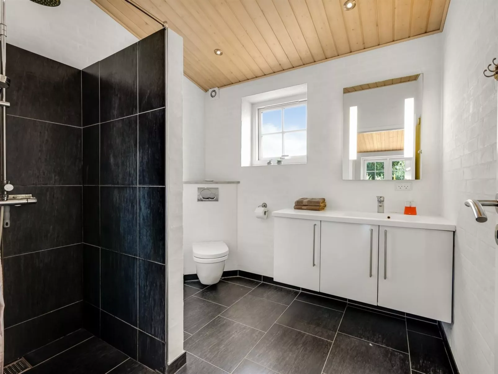 "Marjatta" - 3.2km from the sea - Inside