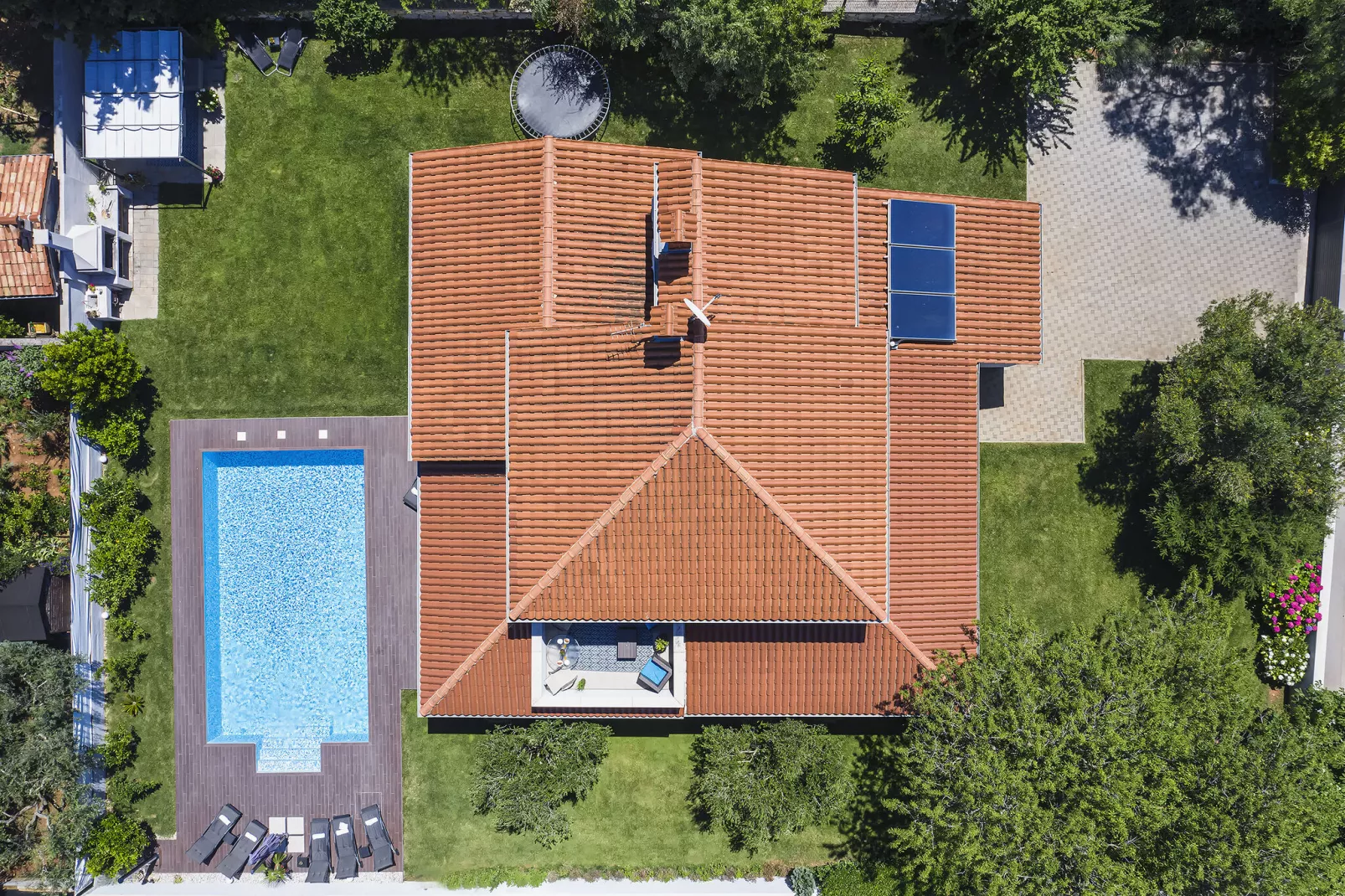 Villa Entini-Exterior summer