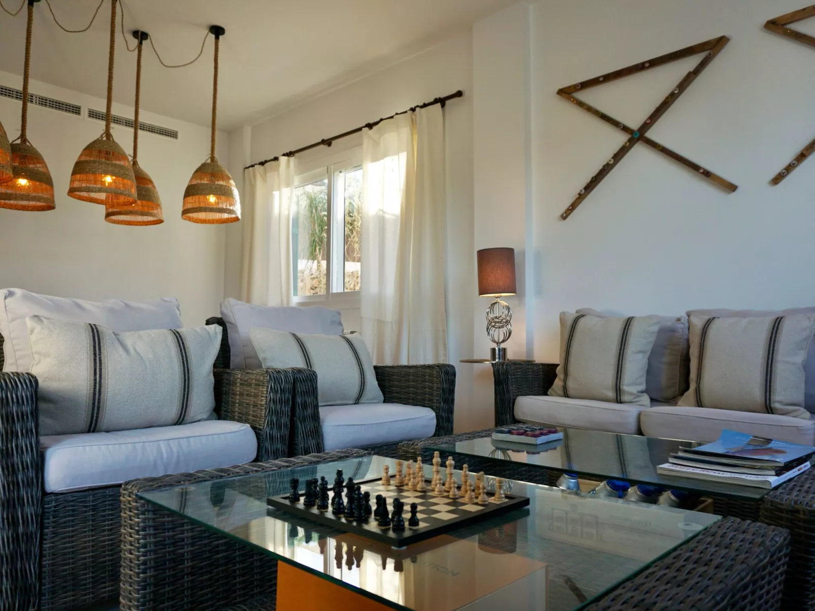 Riviera-Image-tags.info