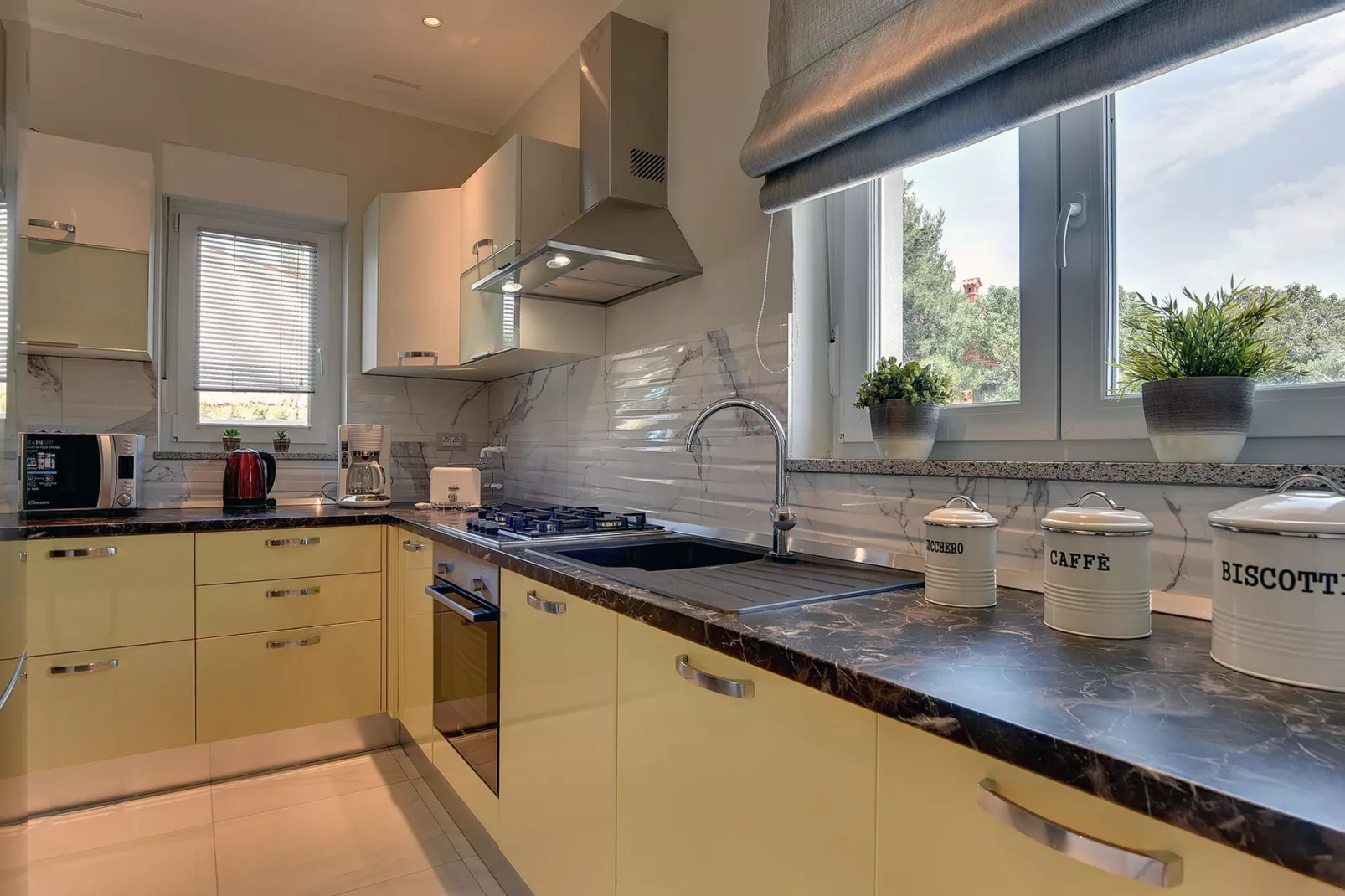 Villa Dream-Kitchen