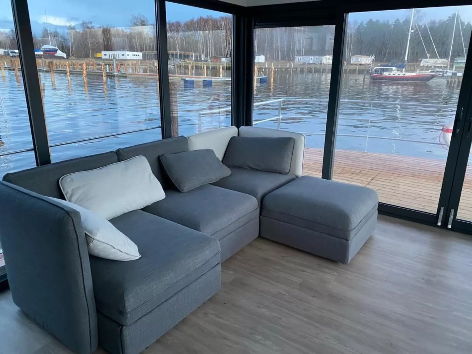 Sealoft auf der Ostsee Floatinghouse Trinity - Image-tags.info