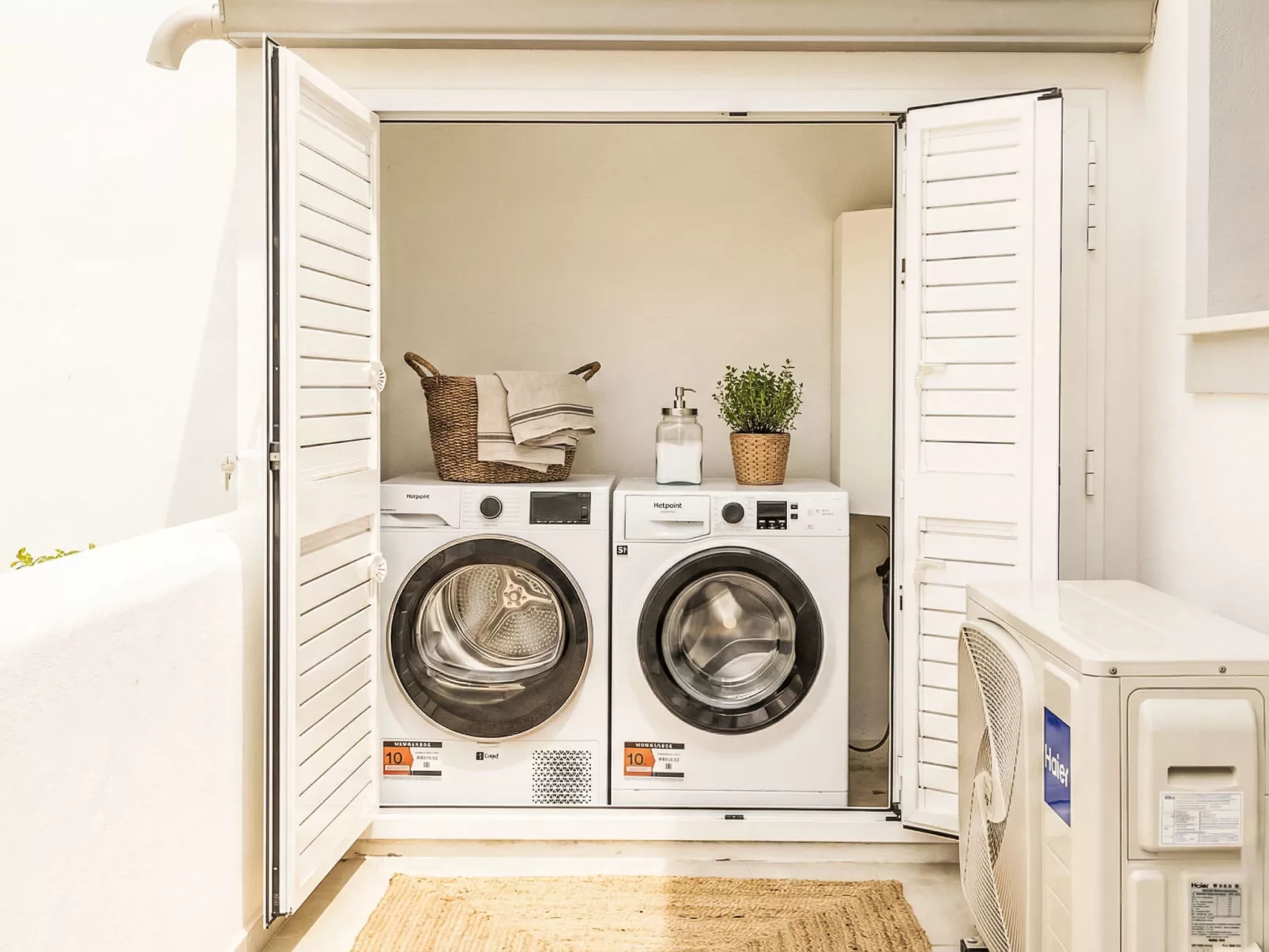 Nereide Blu - Inside