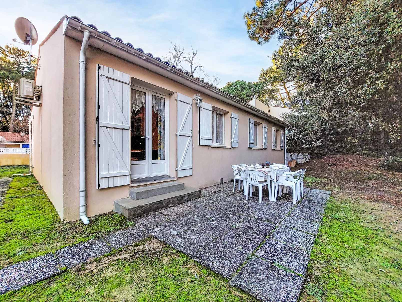 Les Alouettes - Draußen