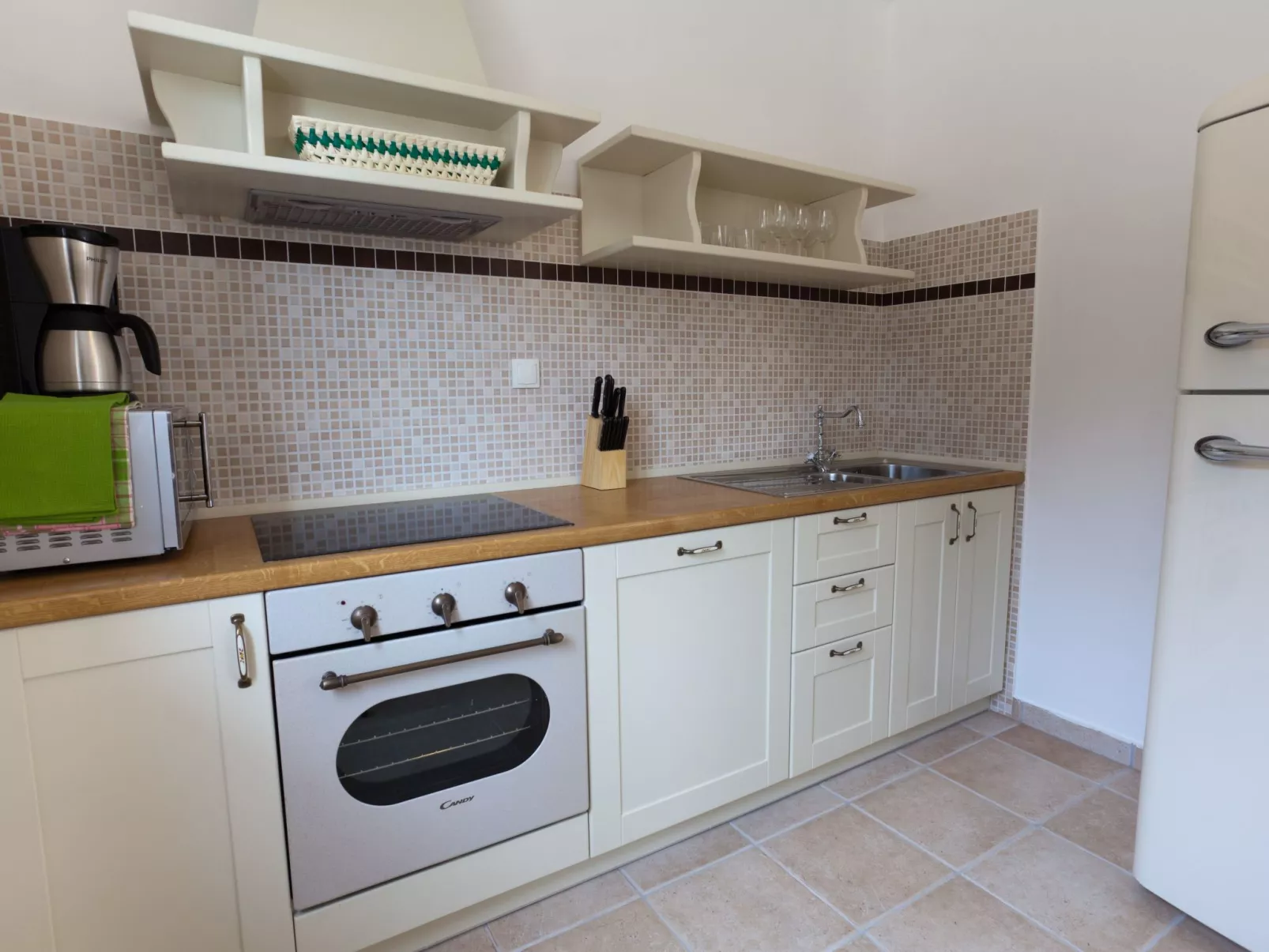 Luxuriöse Villa mit Pool inmitten der Natur - Image-tags.info