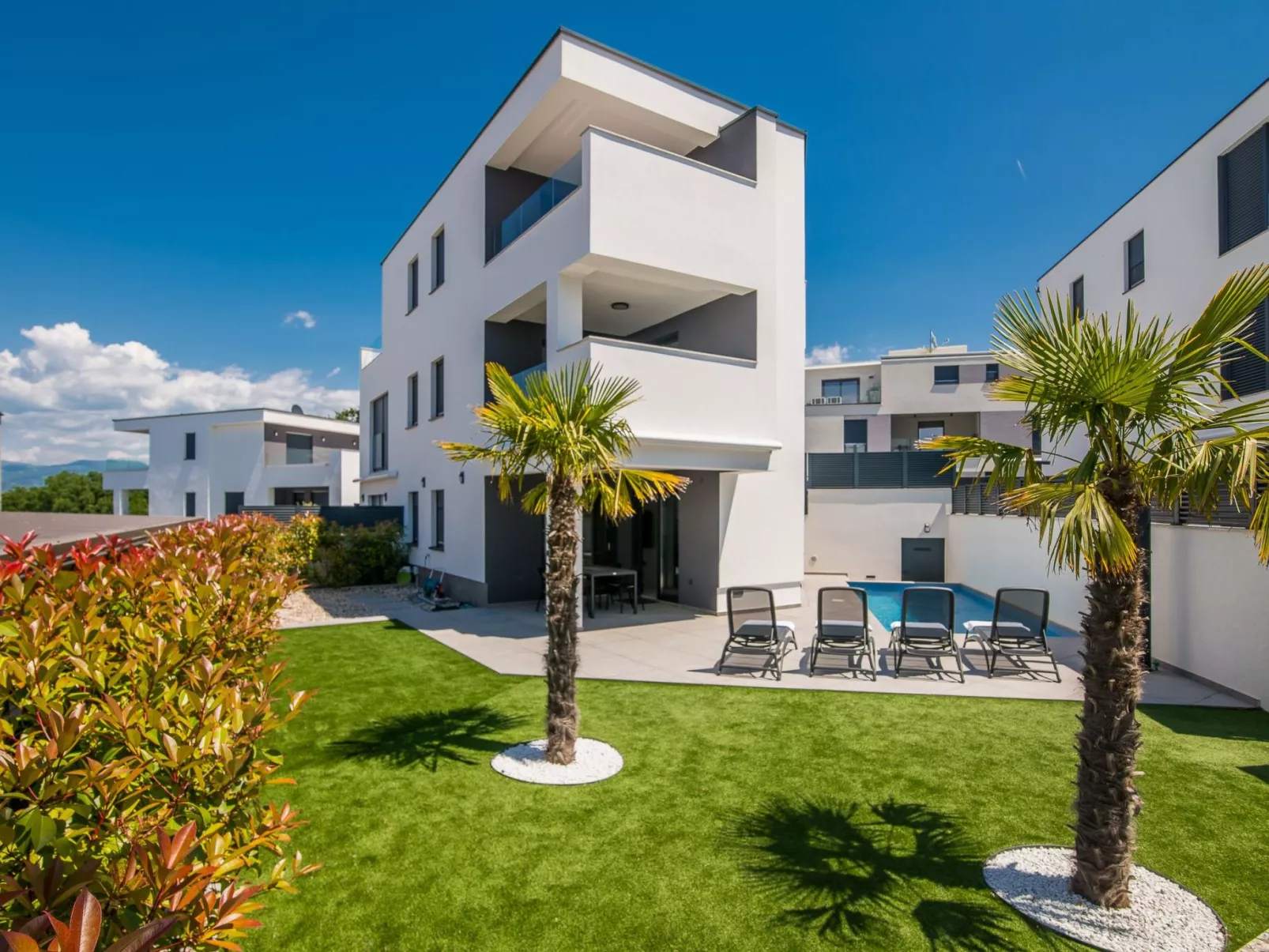 BP Lux - Image-tags.info