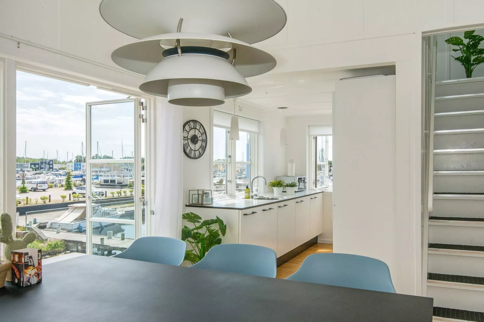 4 room,2+3 floor - Indoor