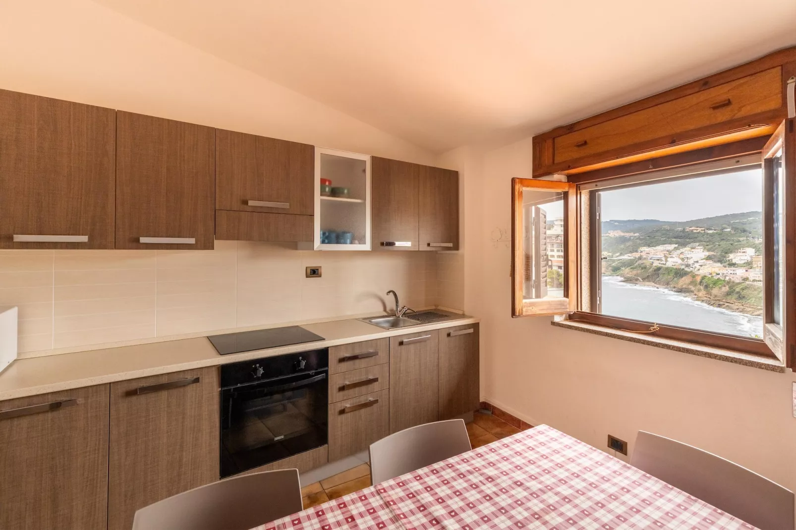 QUADRILOCALE CASTELSARDO CENTRO-Cuisine