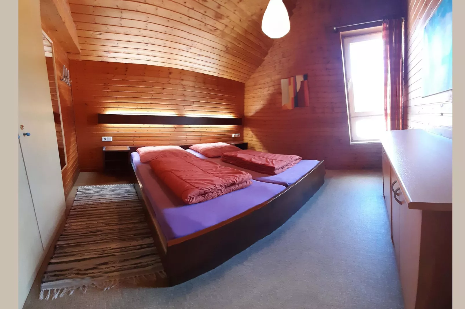 Dachsbau-Bedroom