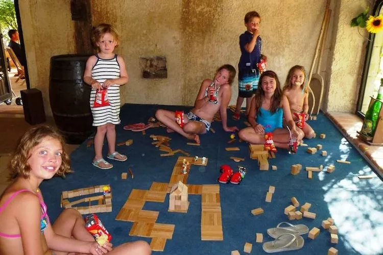 Domaine de Gavaudun - Gite La Chatière-Park facilities