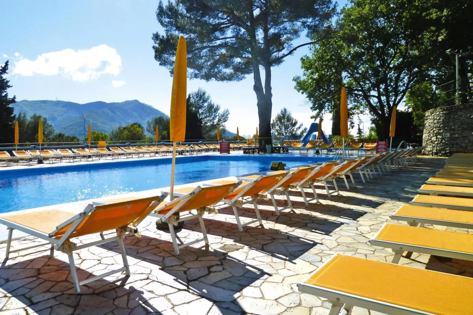 Ferienresort C'era Una Volta Villanova d'Albengo - Type MH C 2 Pax ca 34 qm - Schwimmbad