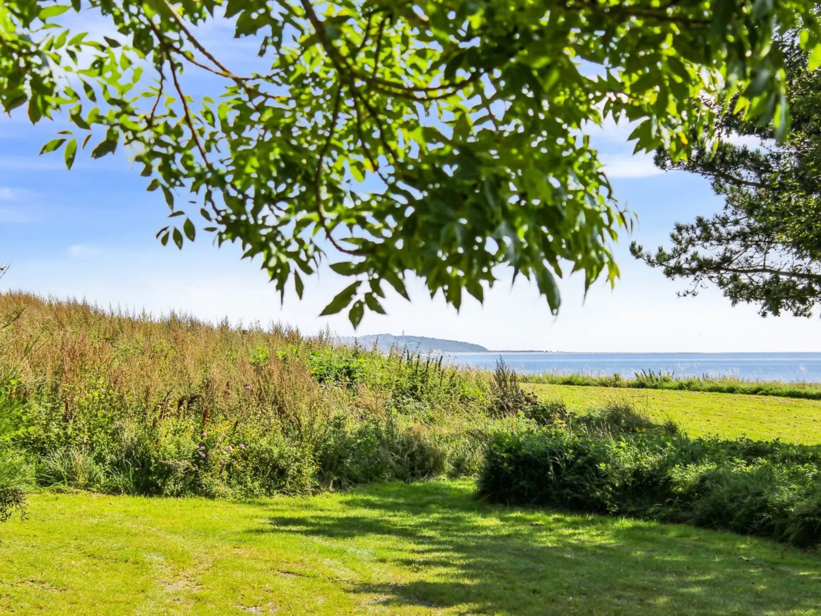 "Lilla" - 120m from the sea - Draußen