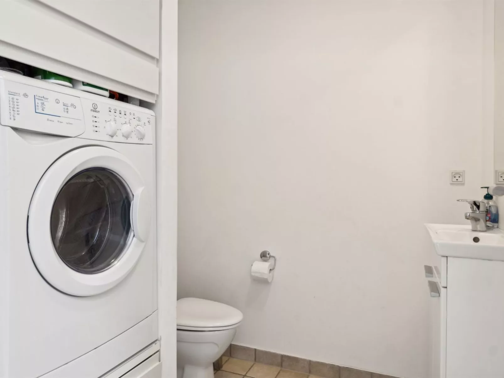 "Galia" - 2km from the sea-Inside