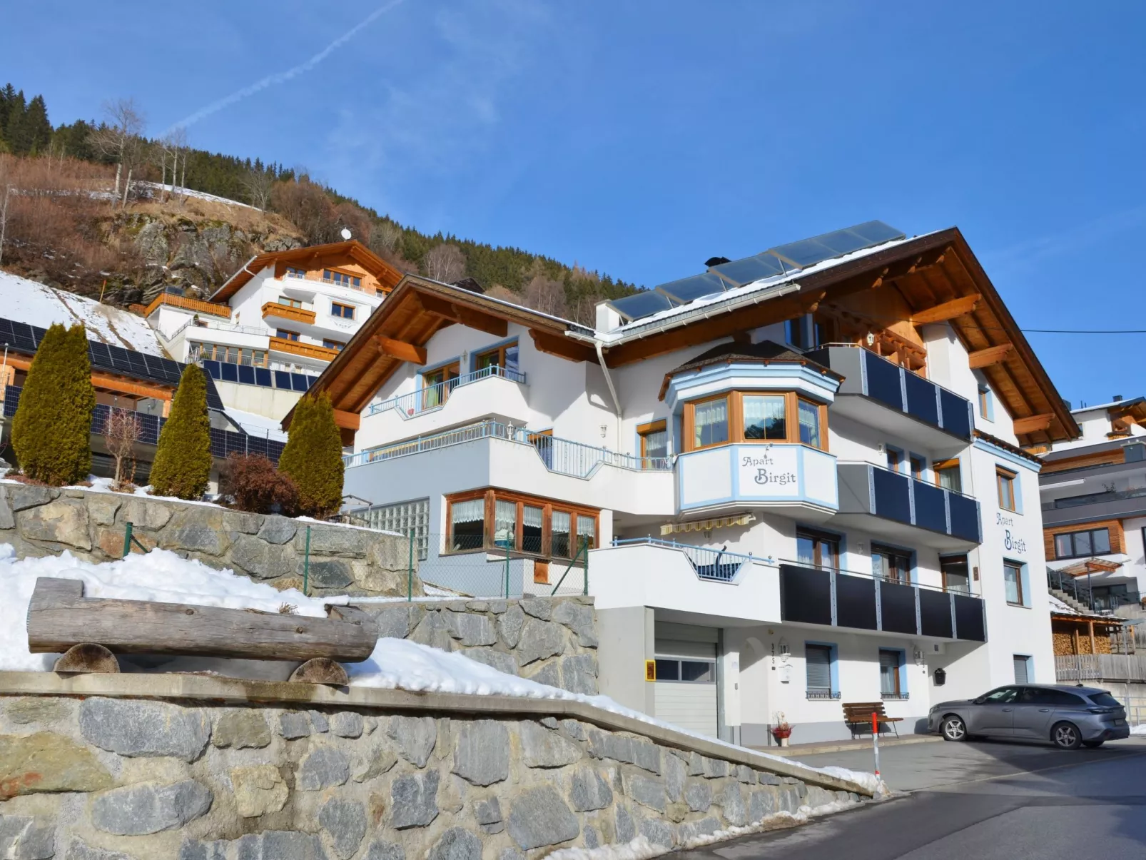 Apart Birgit-Outside