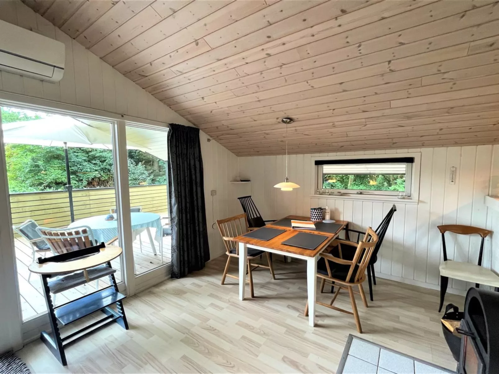 "Estelle" - 575m to the fjord-Inside