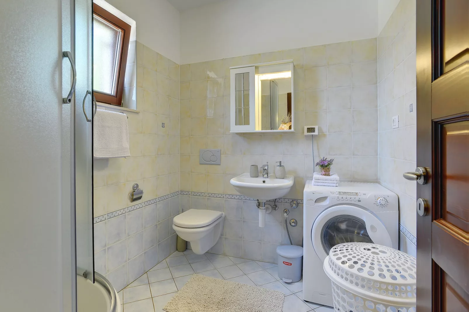 Villa Nina-Bathroom