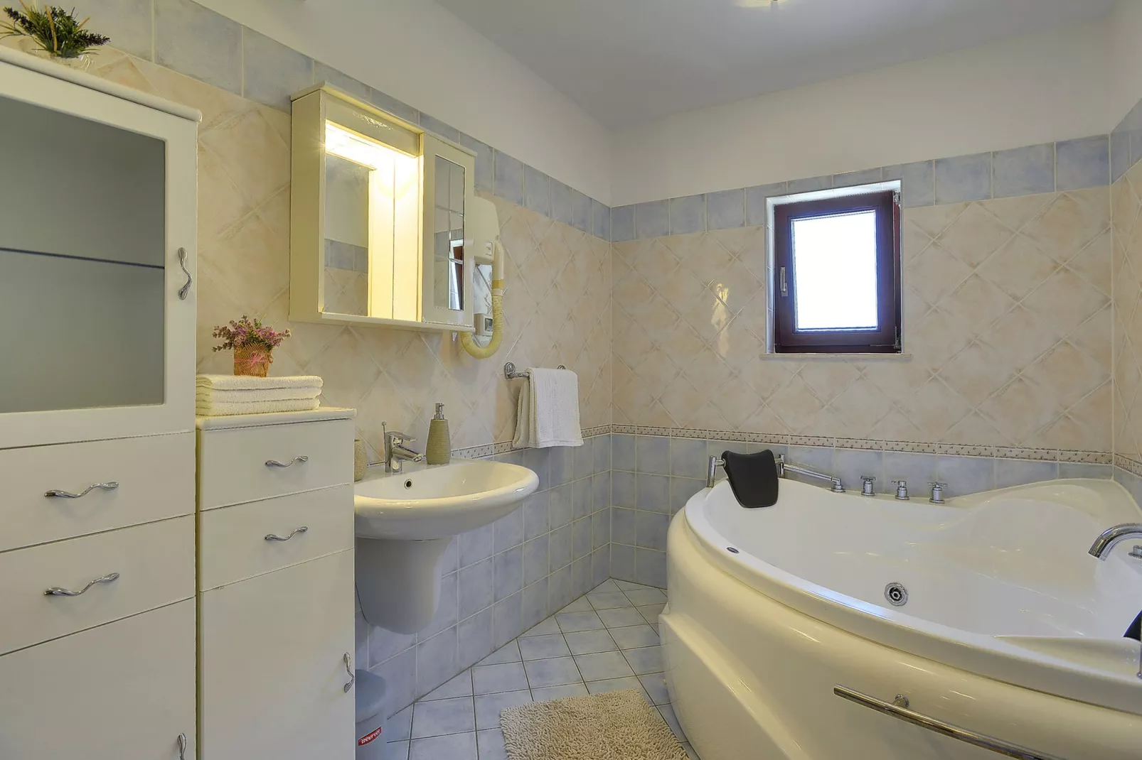 Villa Nina-Bathroom