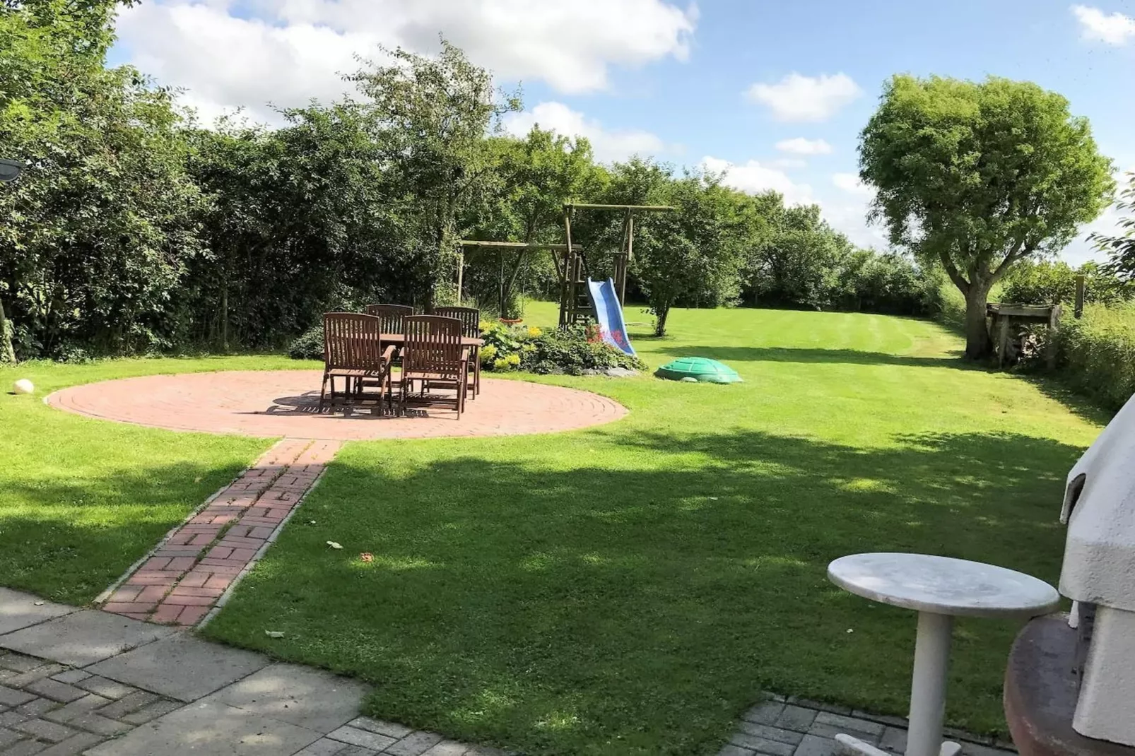 89709-Jardins en été