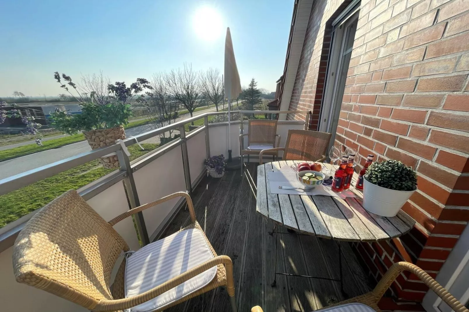 131094-Terrasse/Balkon