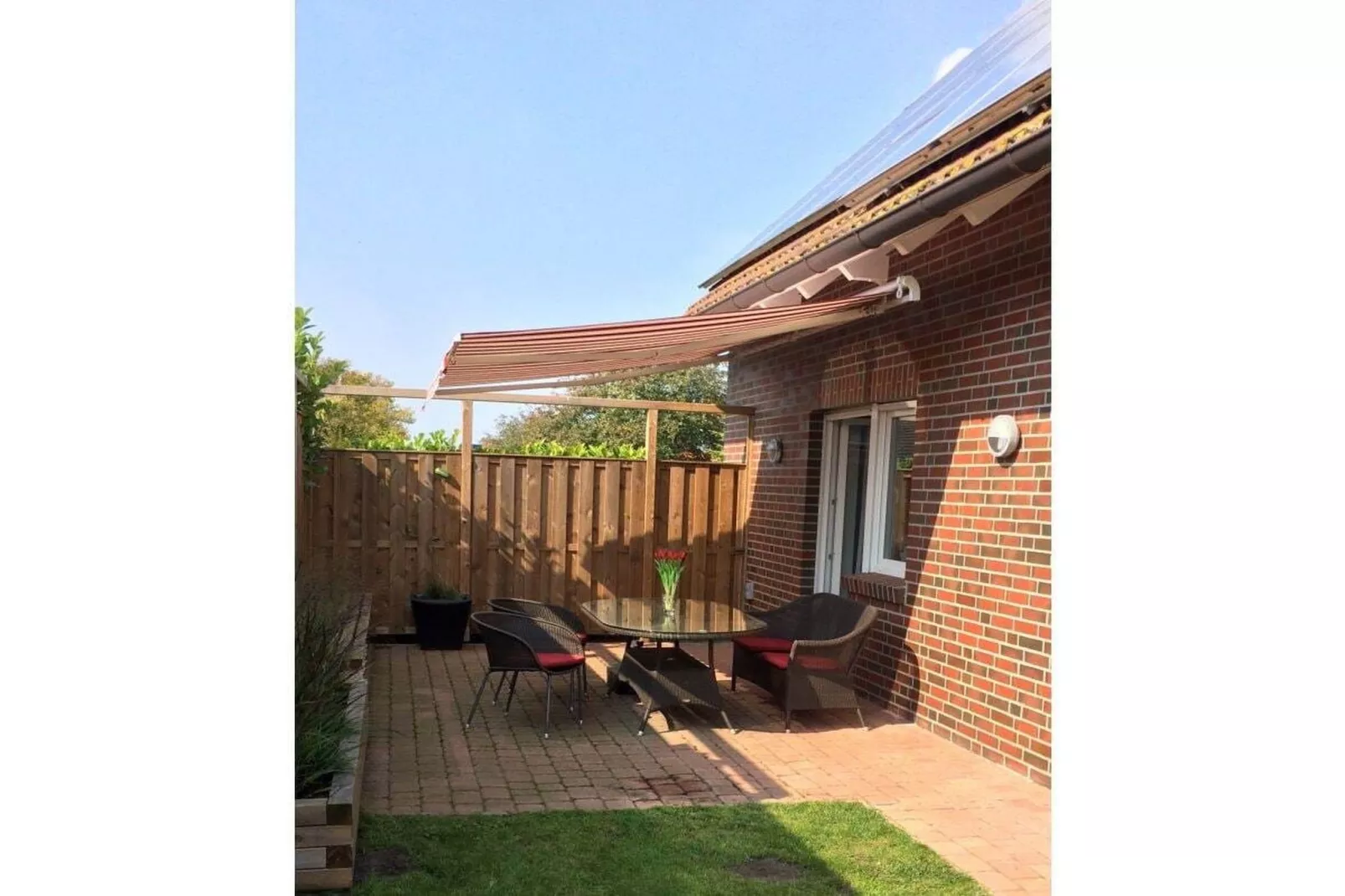 182686-Terrace balcony