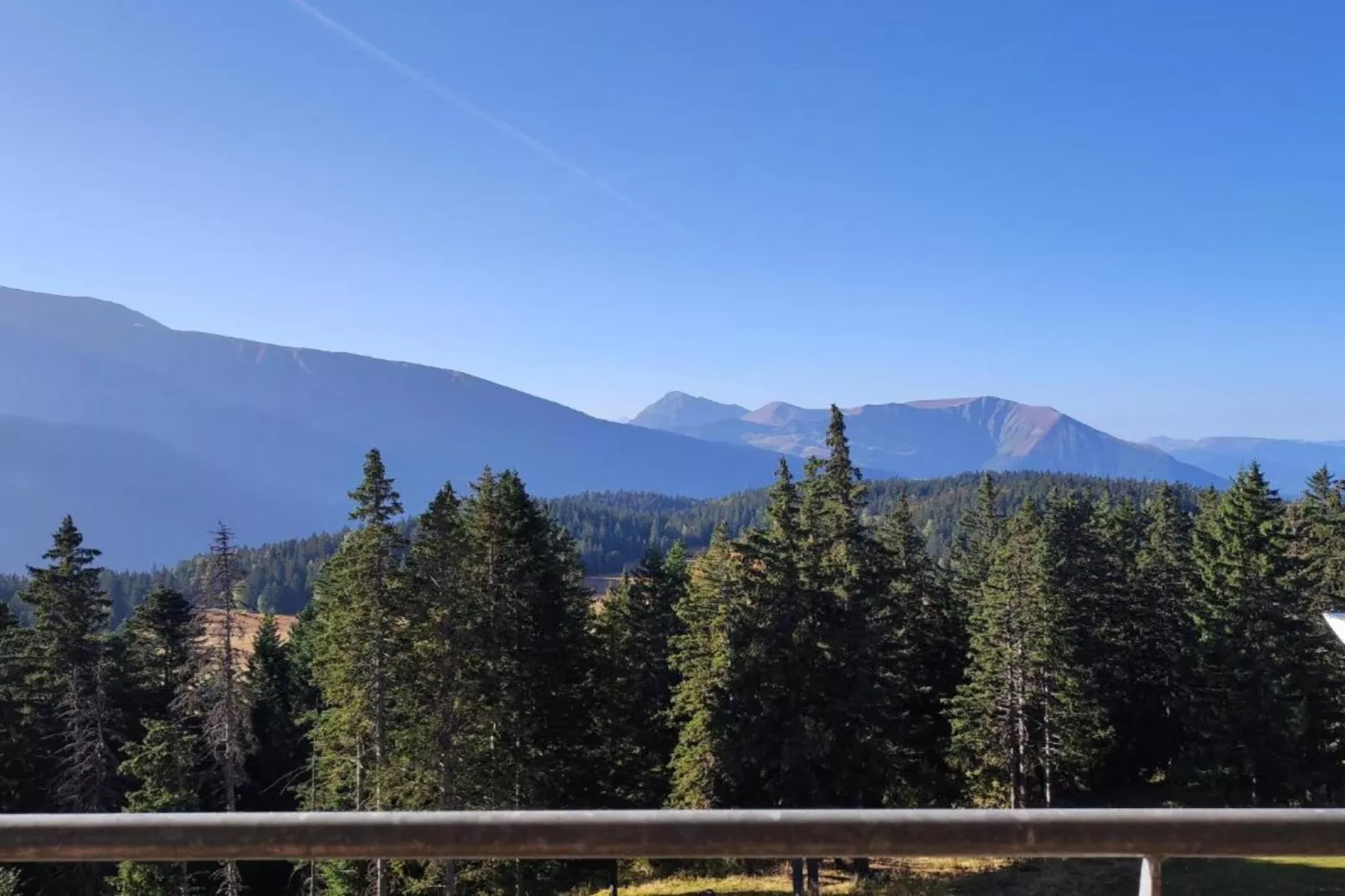 Le Vernon N°721 - ST4-Areas within 5km in summer