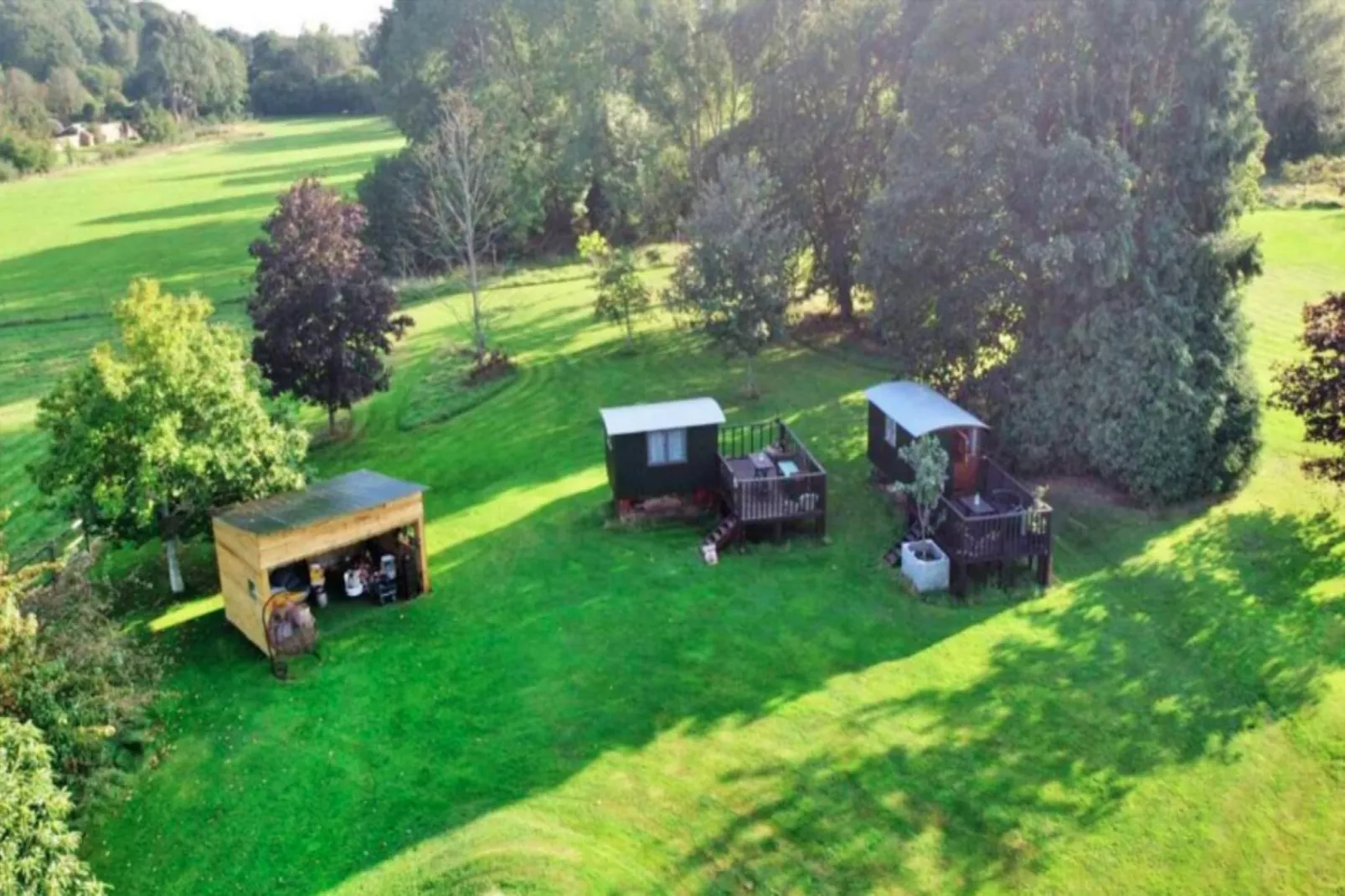 Shepherd's Hut at Hilltop Farm-Outdoor