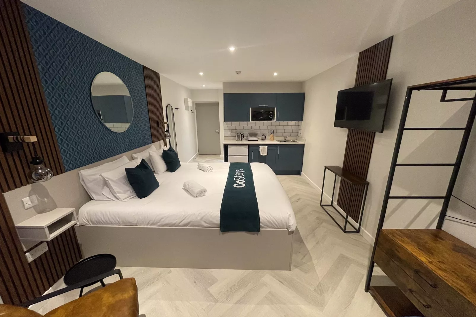 EN_MEH020_Superior Double Studio-Schlafzimmer