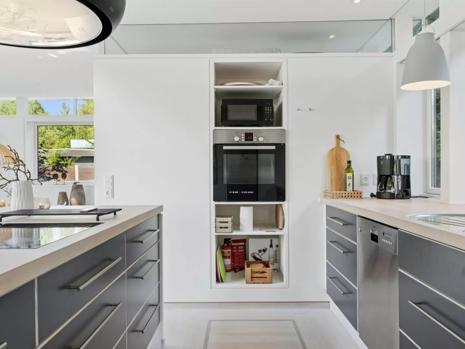 "Jo" - 175m to the fjord-Drinnen