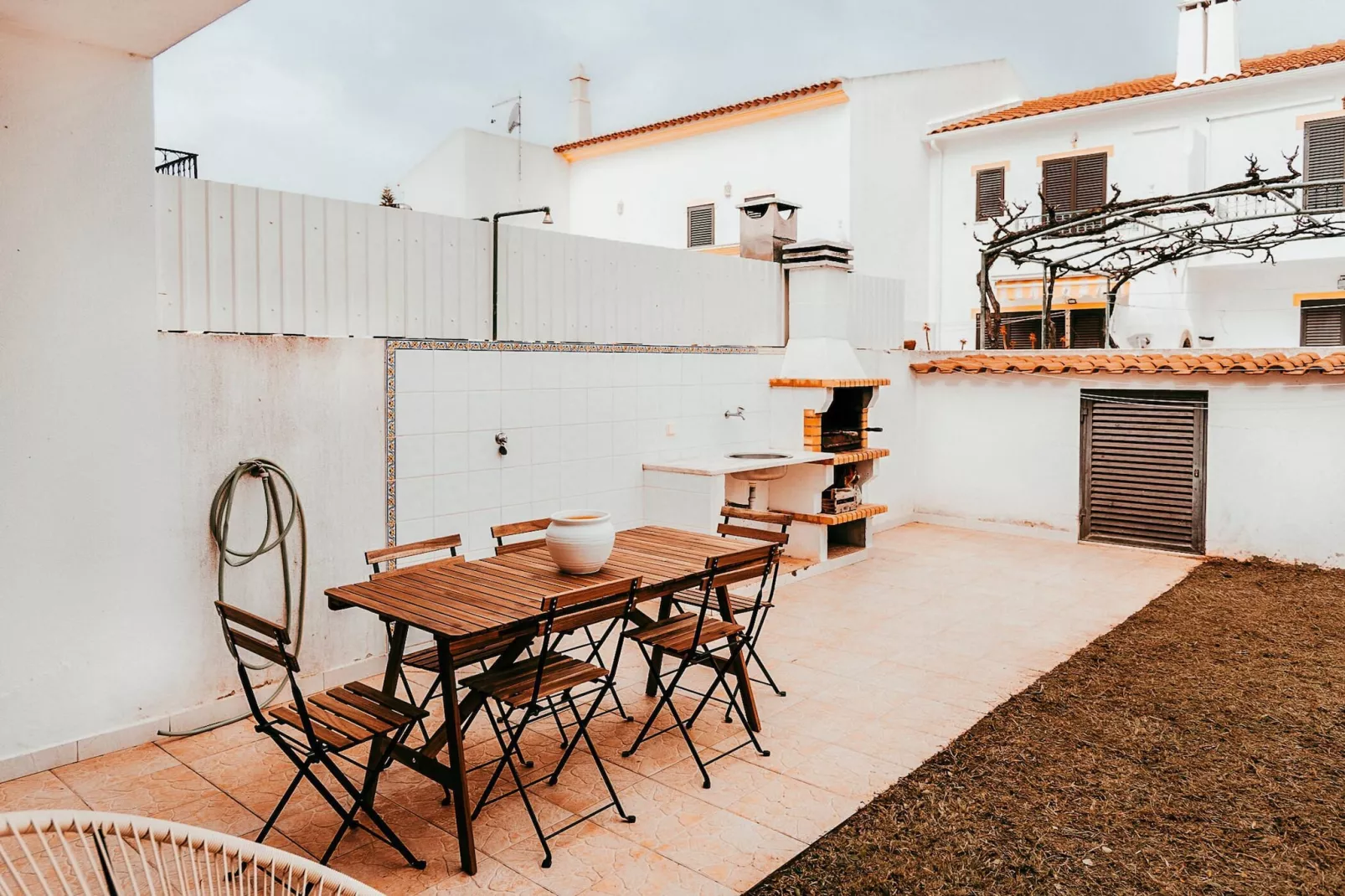 Altura Beach Villa by GT House-Terrace balcony