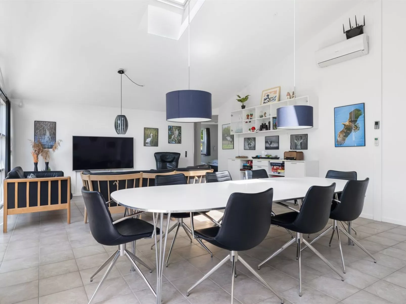 "Merrit" - 280m from the sea-Drinnen