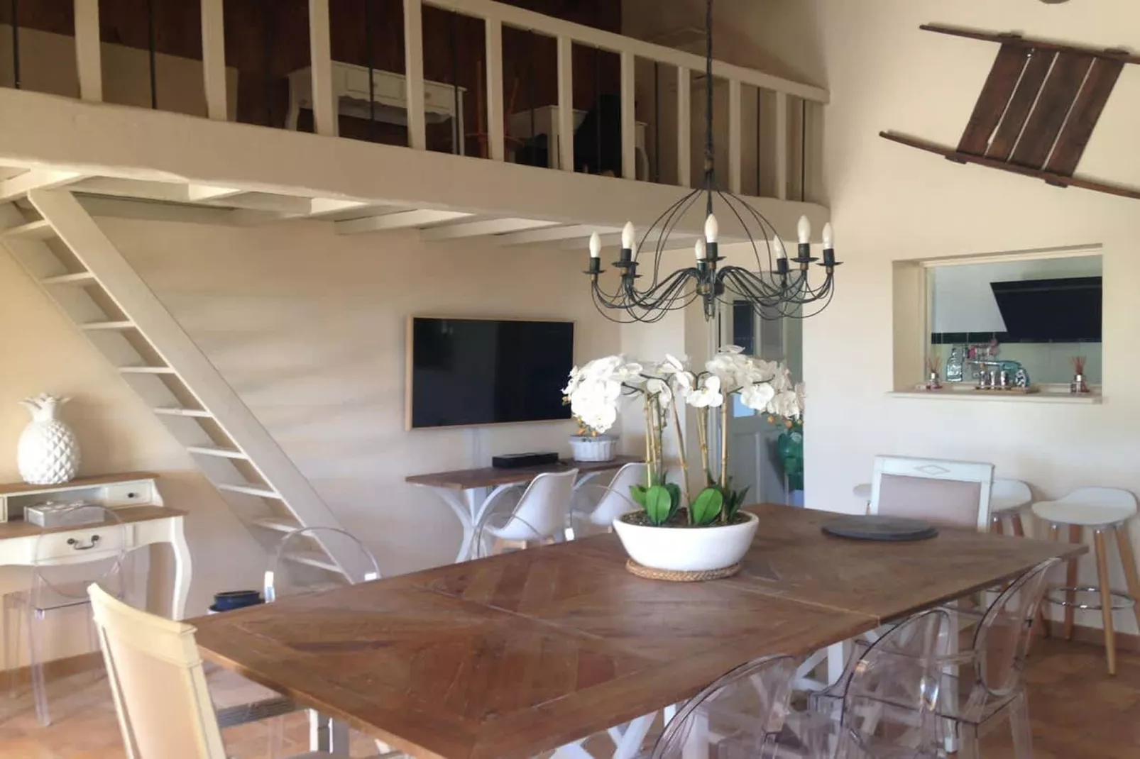 Villa provencale à Murs coeur du Luberon-Dining room