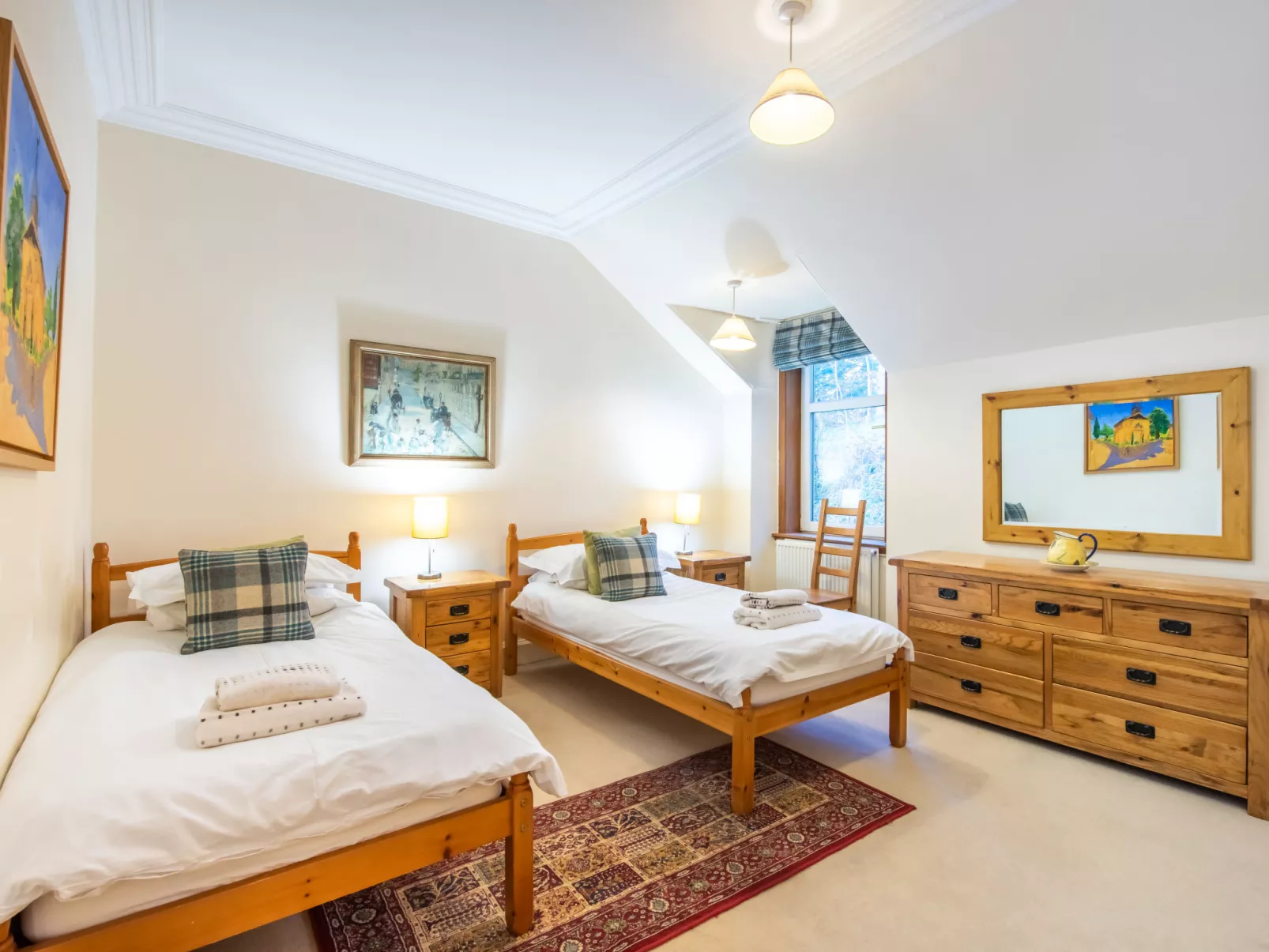 Netherwood - Drinnen