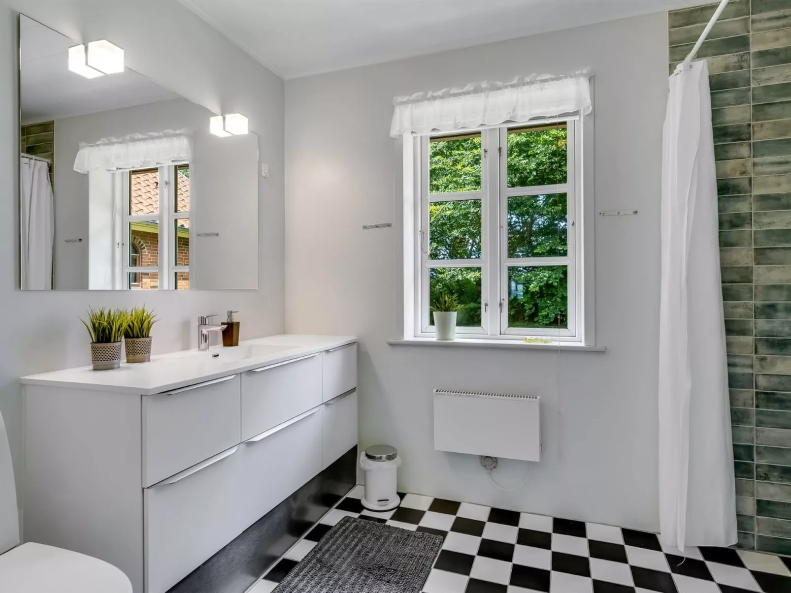 "Virve" - 100m to the fjord - Dedans