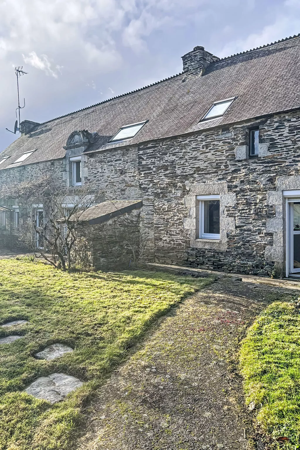 Maison du Paradis - Outside