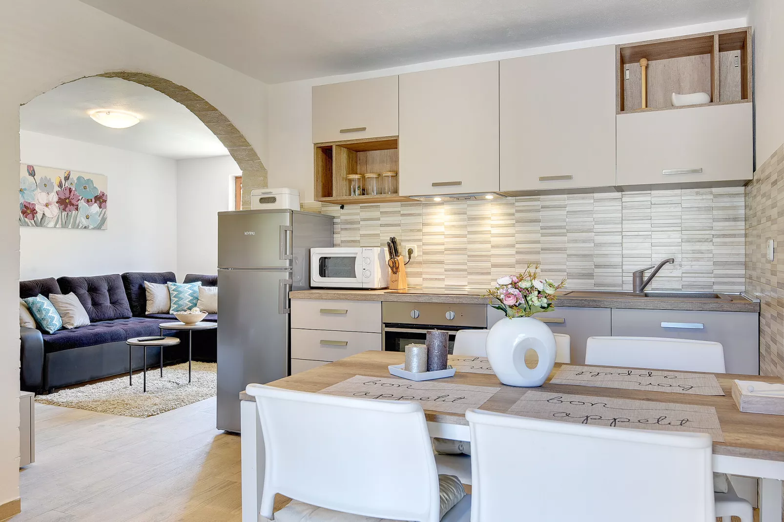 Jela-Kitchen